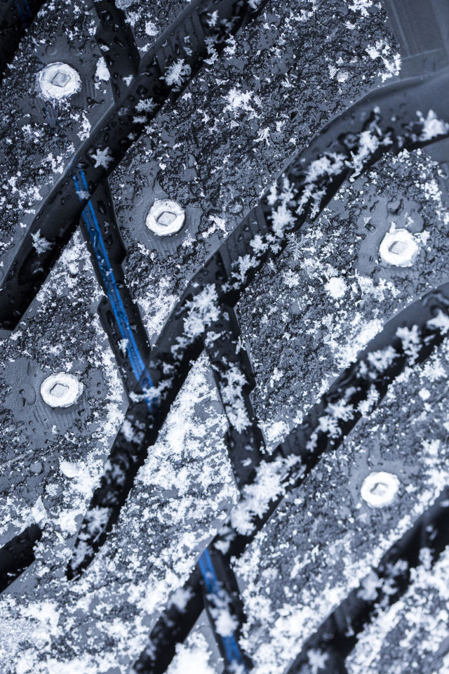 Wie Profiltiefe messen-Nokian Tyres Winterreifen Profil welche Mindestprofiltiefe