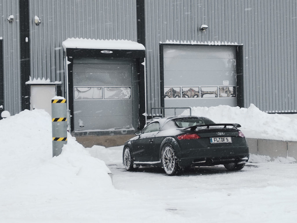 Worauf achten beim Felgenkauf - Audi mit Winterreifen und Winterfelgen