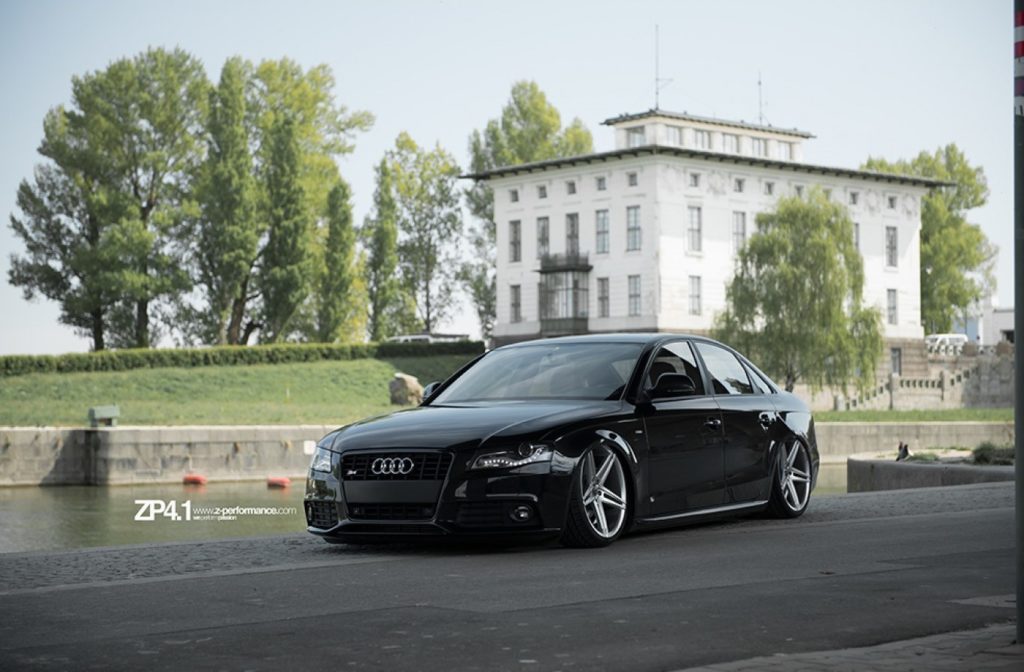 Audi A4 Winterkompletträder - Z-performance ZP4.1 Alufelgen auf schwarzem Audi A4